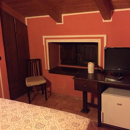 Hotel Il Casello Paola Pokoj fotografie