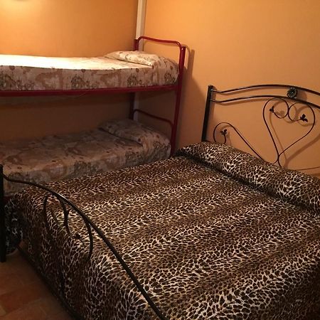 Hotel Il Casello Paola Pokoj fotografie
