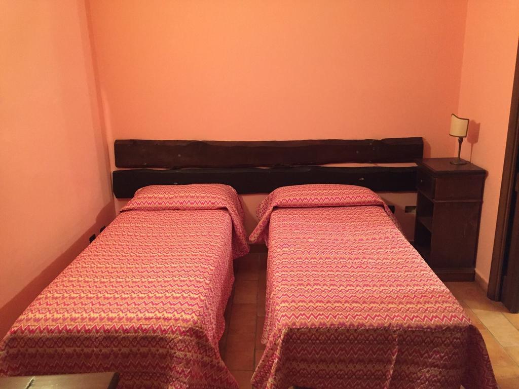 Hotel Il Casello Paola Pokoj fotografie